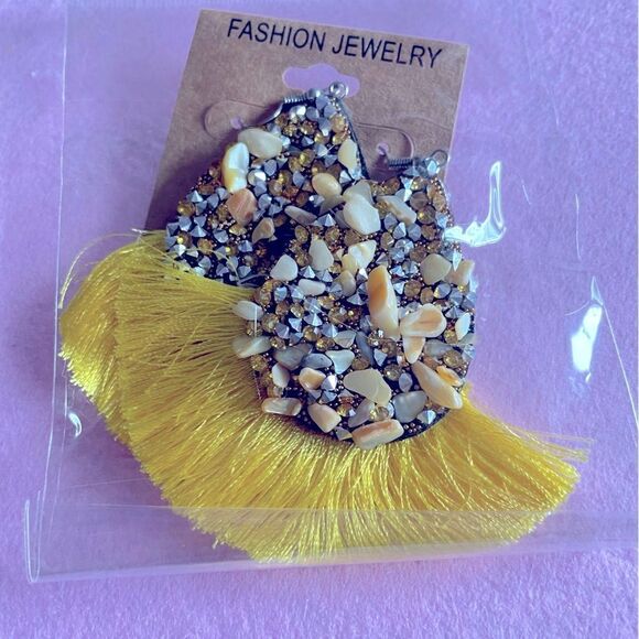 Bright Yellow Tassel Earrings! New In Box - Picture 1 of 1